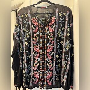 Johnny Was Black Floral Embroidered Women's Top